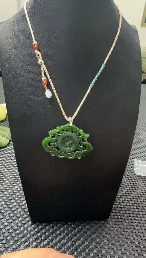 吊坠(不含链)未镶嵌和田玉碧玉双龙戏珠30*50