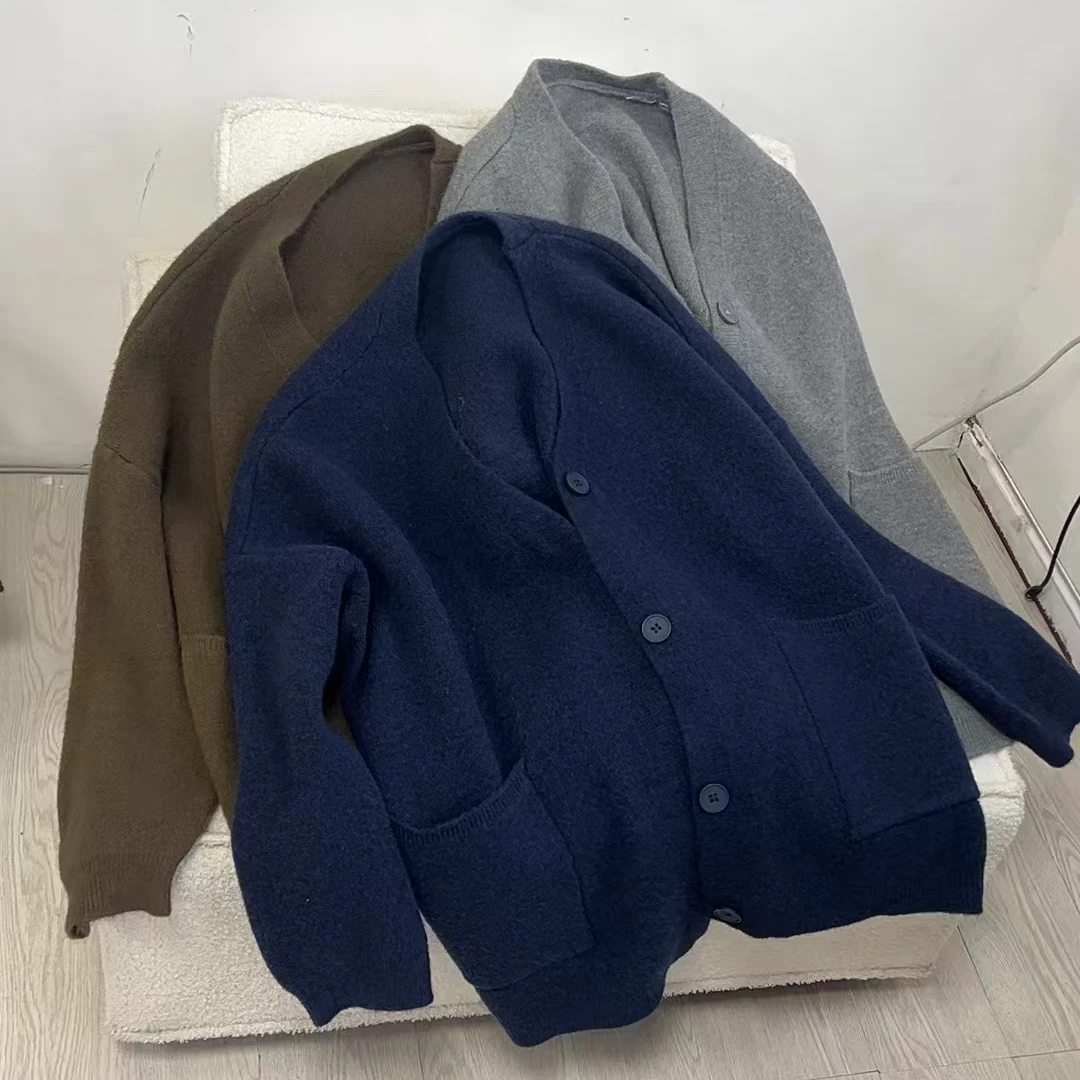 2025年早春冬款内搭外套针织服装大浮力多种款式气质