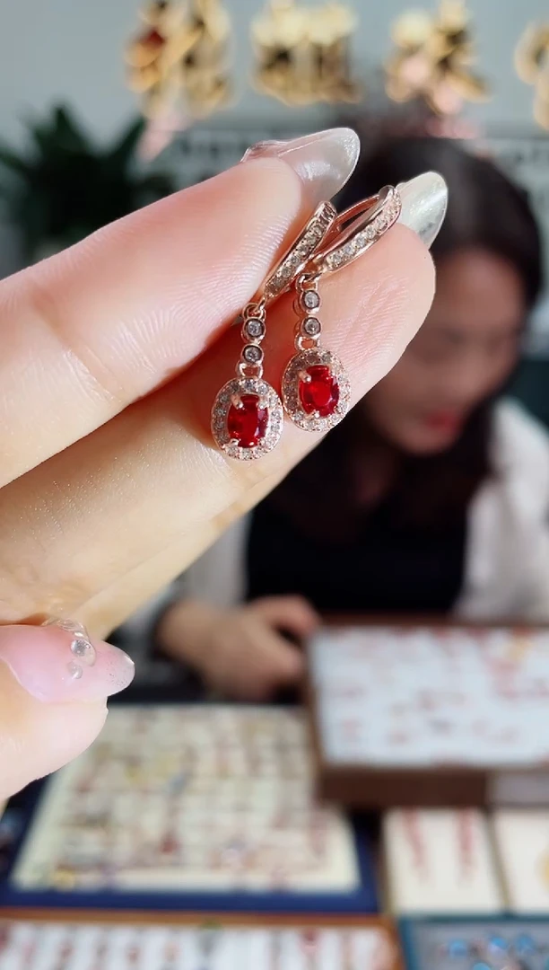 【闪购商品】彩色蓝宝石耳饰银S925镶嵌耳