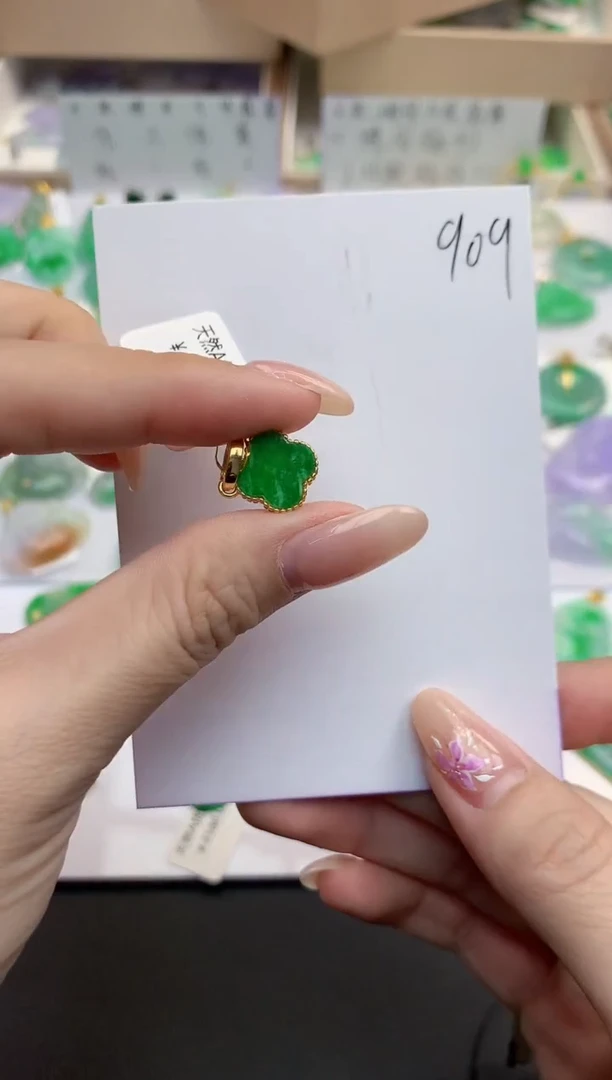 颈饰未镶嵌翡翠天然缅甸A货翡翠