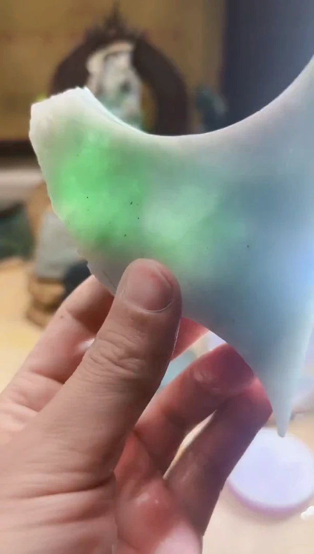 翡翠挂件未镶嵌A货张麦1458