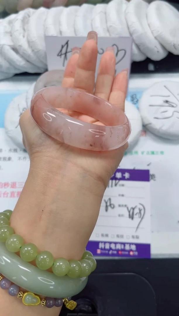 未镶嵌手镯石英质玉112-56