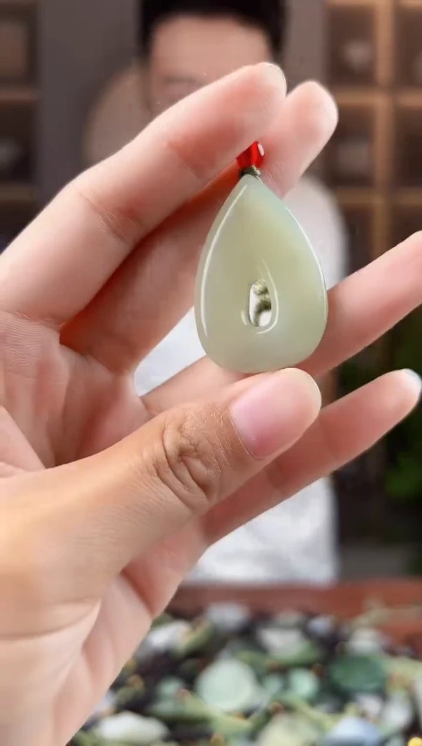 未镶嵌和田玉挂件拍一发一，拍一发一，