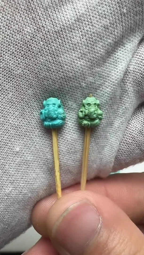 未镶嵌绿松石小象一对左右7.7前后6.3高9