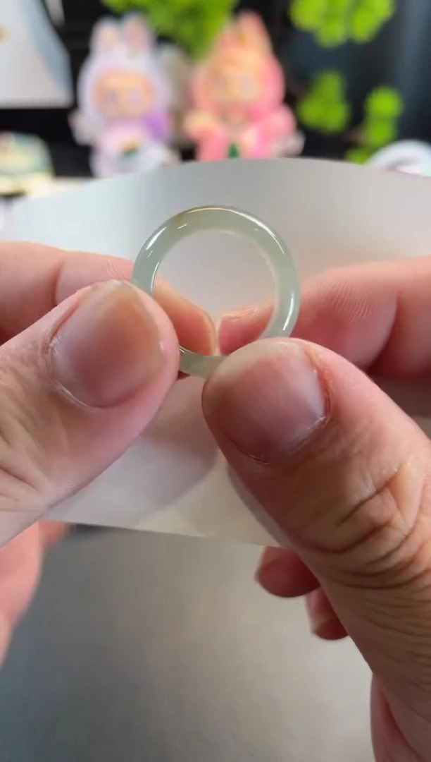 翡翠手镯未镶嵌10有纹裂1415