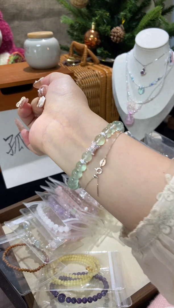 水晶手串未镶嵌孤品捡漏均匀瑕疵介意勿拍