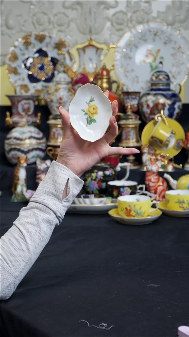 骨瓷婷婷中古器物如图所示78