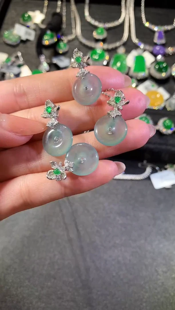 【闪购商品】翡翠吊坠(不含链)银S925镶嵌2-扣子（多样性发货一件