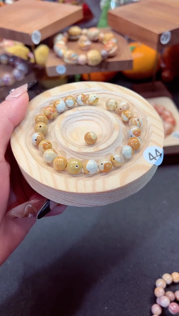 【闪购商品】石英质玉手链未镶嵌2