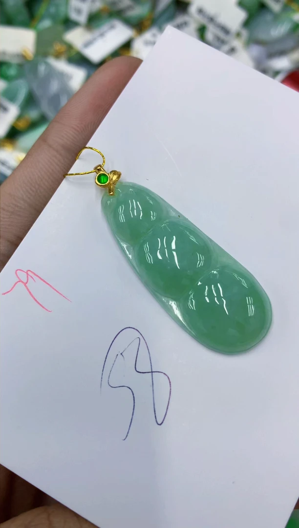 颈饰未镶嵌翡翠111111111111