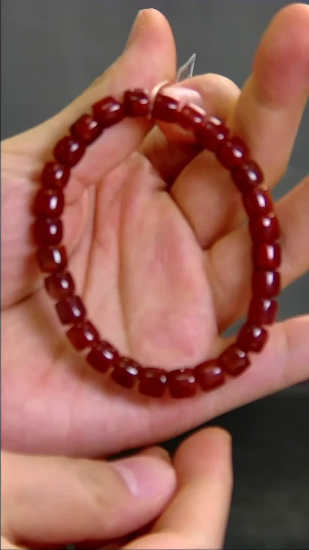 未镶嵌手串南红玛瑙012ZB1011产品一个