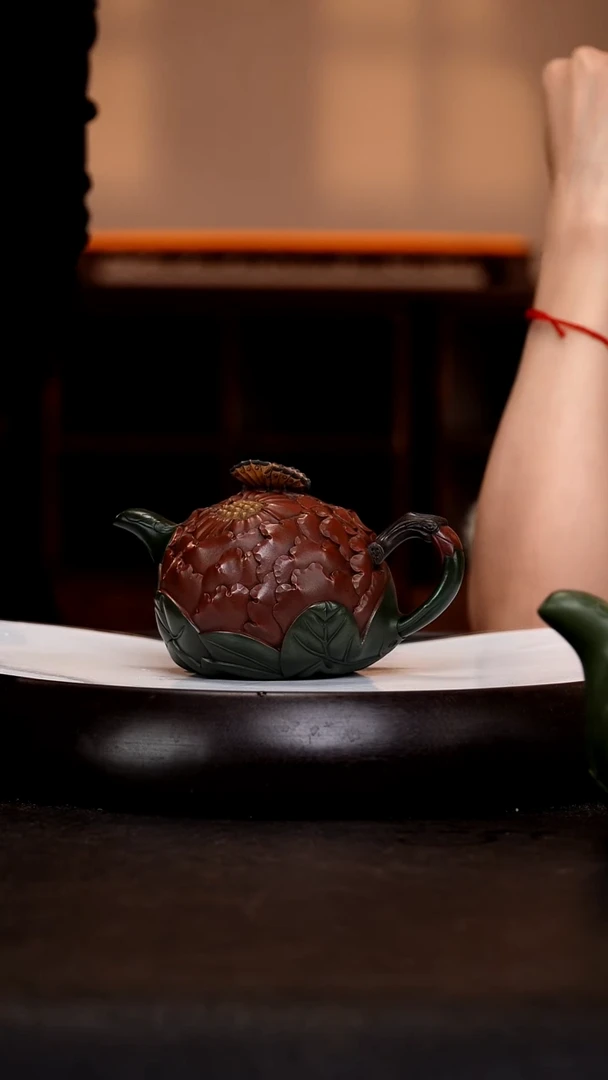 茶壶紫砂JLQ73蝶恋花 红皮龙 320cc