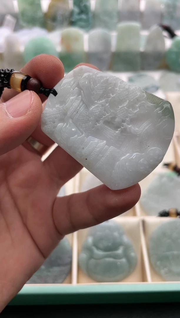 【闪购商品】翡翠颈饰未镶嵌..../2/16/ 102