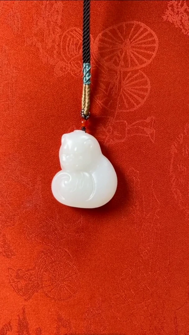 【闪购商品】和田玉挂件未镶嵌青海老坑料生肖虎雕件