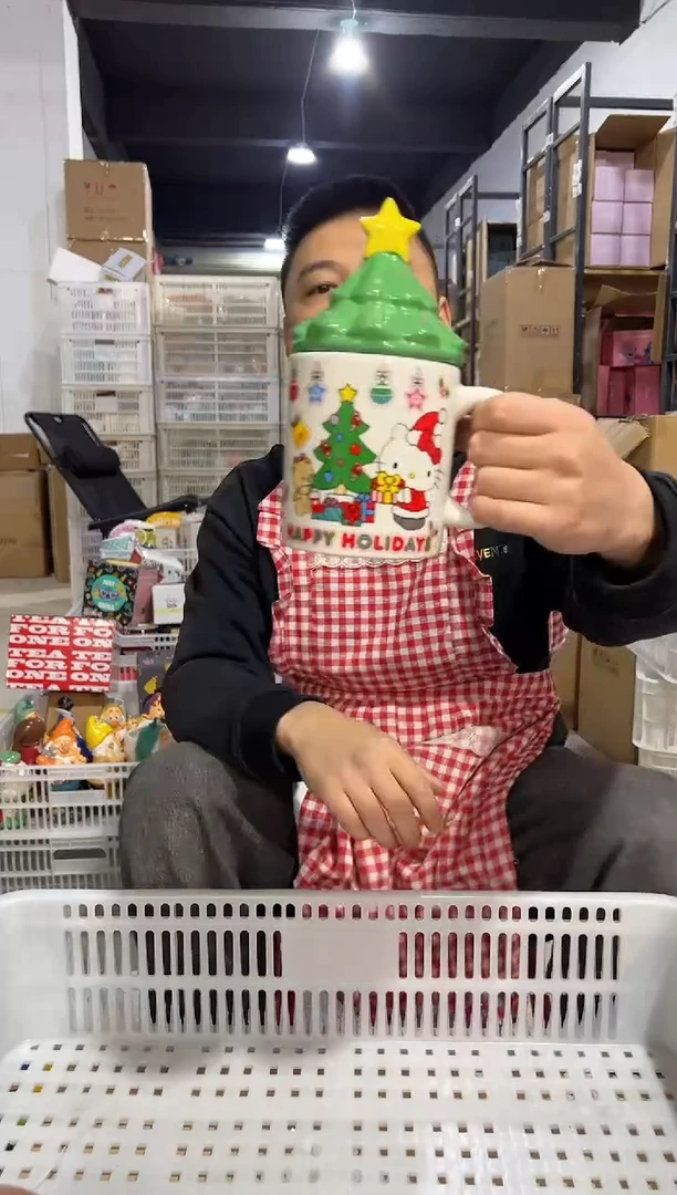 【闪购商品】杯圣诞树盖子kt水杯
