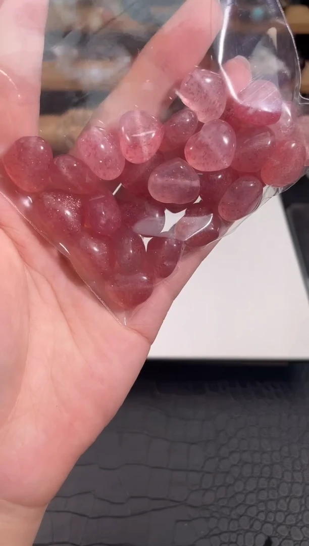 水晶手链未镶嵌深色草莓晶爱心配件多样性发一