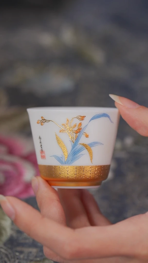 【闪购商品】兰亭集序兰花小客杯兰亭集序兰花小客杯