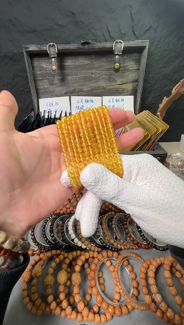 吊坠龙脊菩提蜜蜡5mm单圈