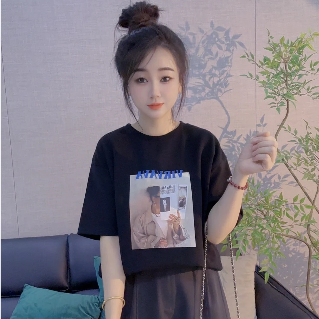 丹丹精选--1087新款圆领字母看书美女图案短袖T恤