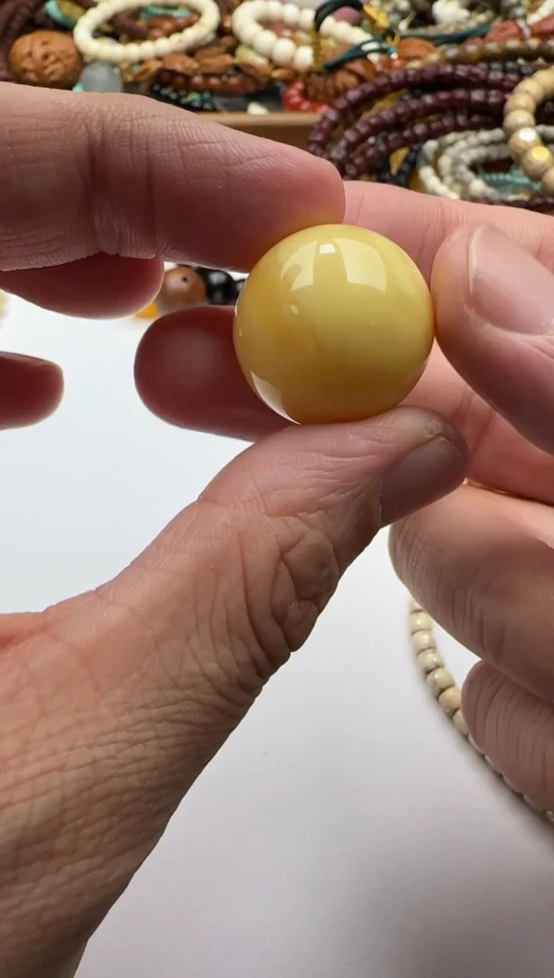 裸石蜜蜡未镶嵌原矿蜜蜡配饰圆珠