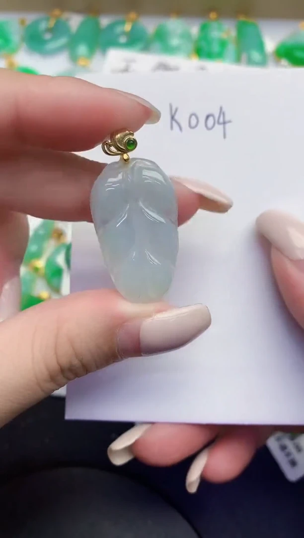 颈饰未镶嵌翡翠缅甸天然翡翠A货