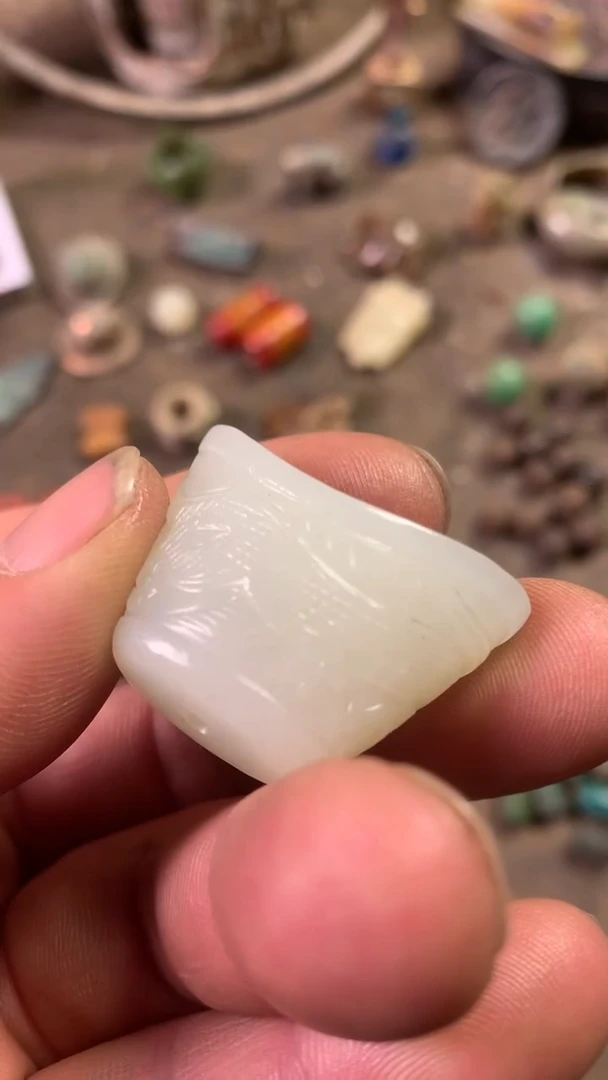 【闪购商品】翡翠耳饰未镶嵌玉