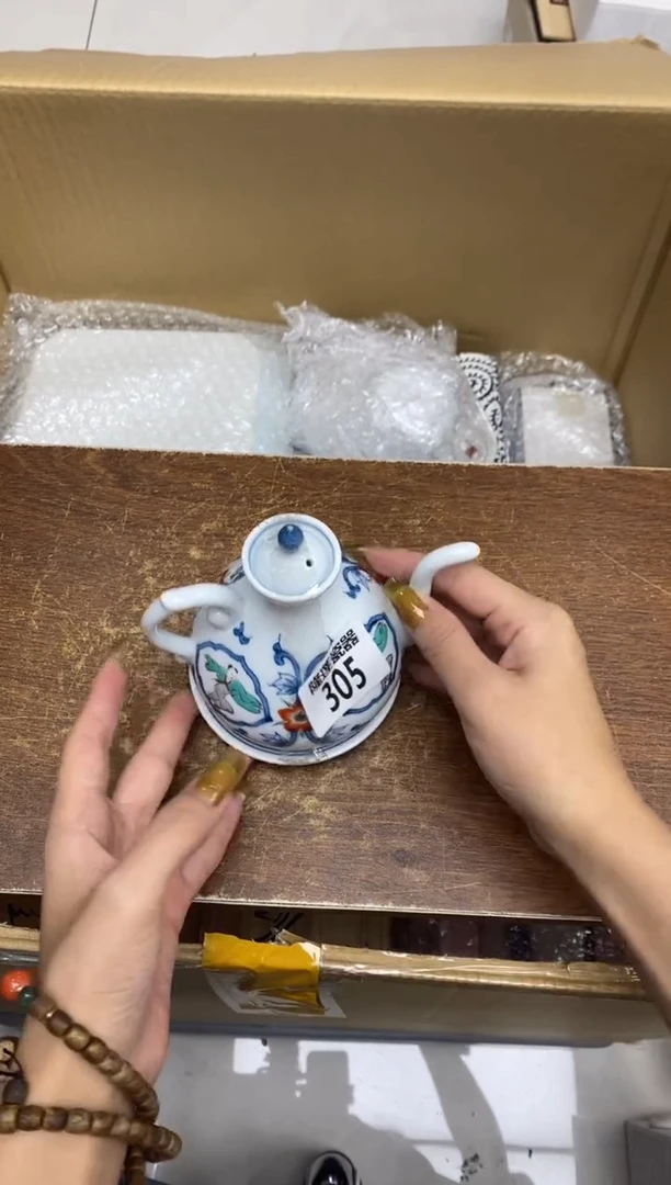 瓷片阿*隆莲瓷器欢迎大家