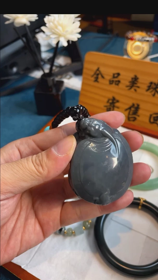 未镶嵌手把件定制和田玉2371号