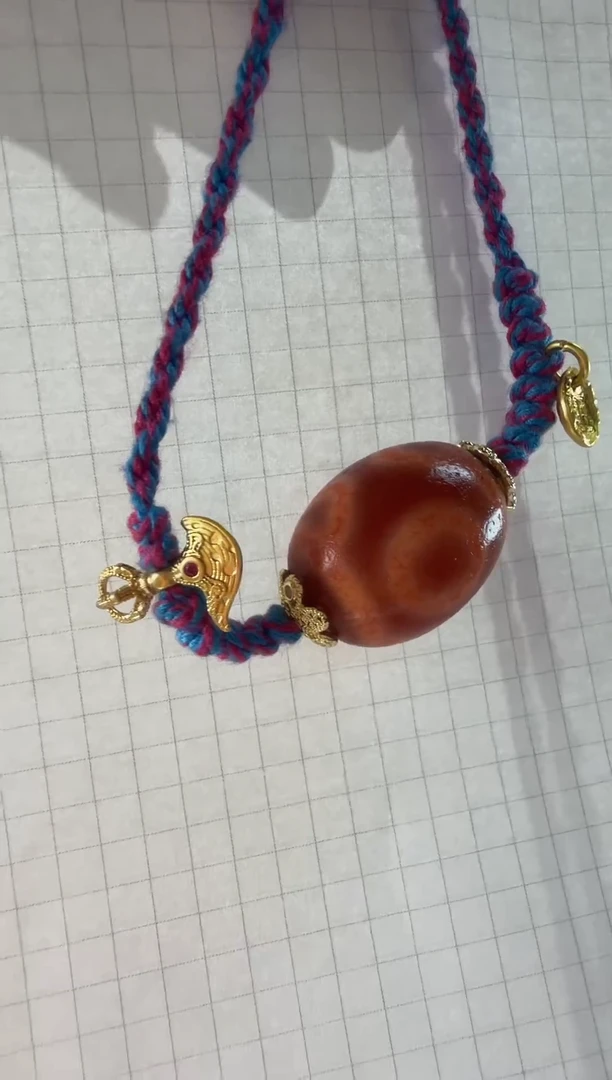 未镶嵌颈饰玛瑙/玉髓二眼