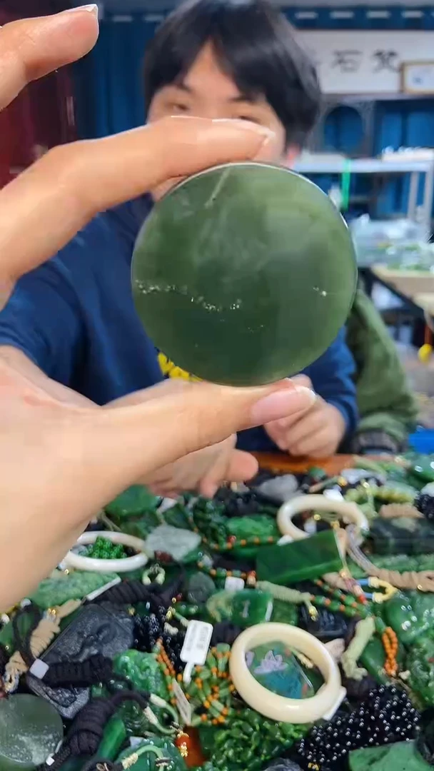 未镶嵌和田玉挂件1