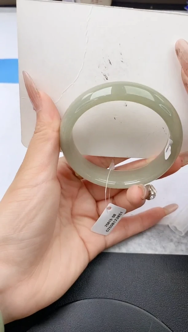 未镶嵌手镯石英质玉w176-DB56+