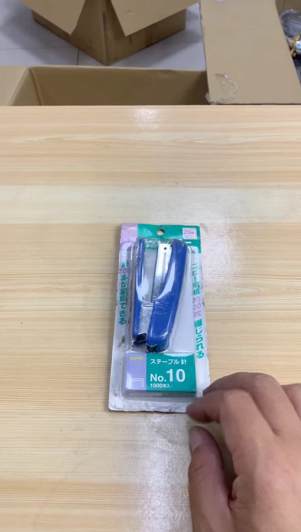 手工艺品琉璃默认微瑕，no退no换，介意勿拍