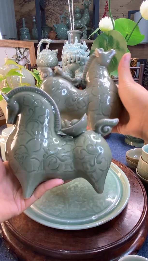 耀州窑081007 手工刻花【马上如意】一个【马上有钱】一个