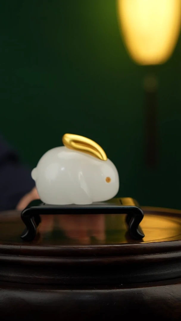 玉【玉兔呈祥】天然玉石摆件