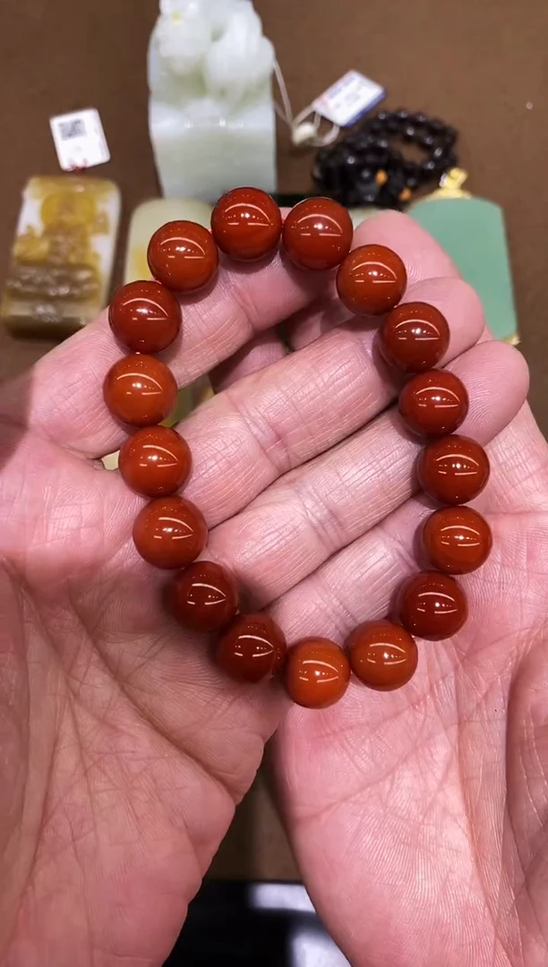 颈饰未镶嵌和田玉手串