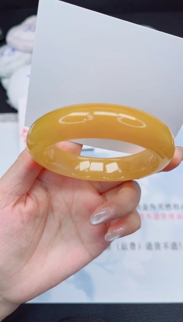 未镶嵌手镯石英质玉50-56.1