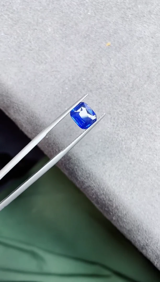 裸石蓝宝石2.03ct