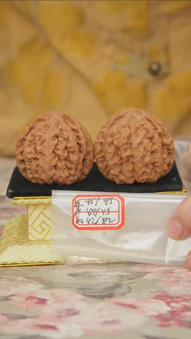把件文玩核桃非嫁接大粗筋