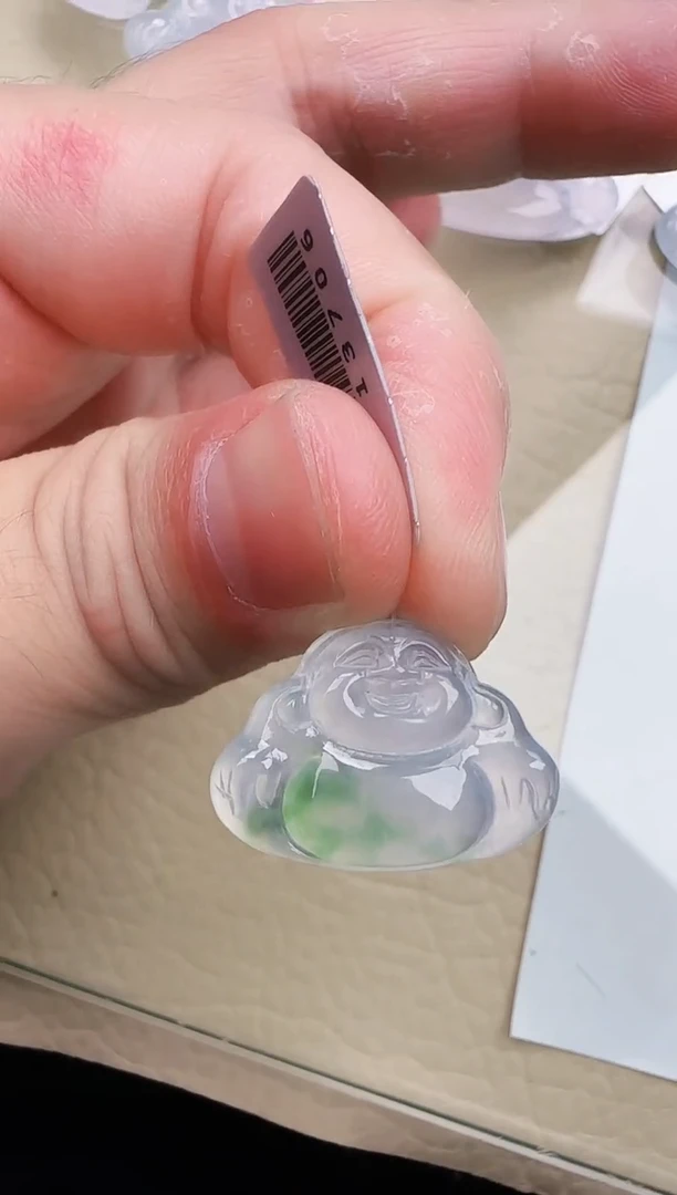 颈饰未镶嵌翡翠缅甸翡翠a货