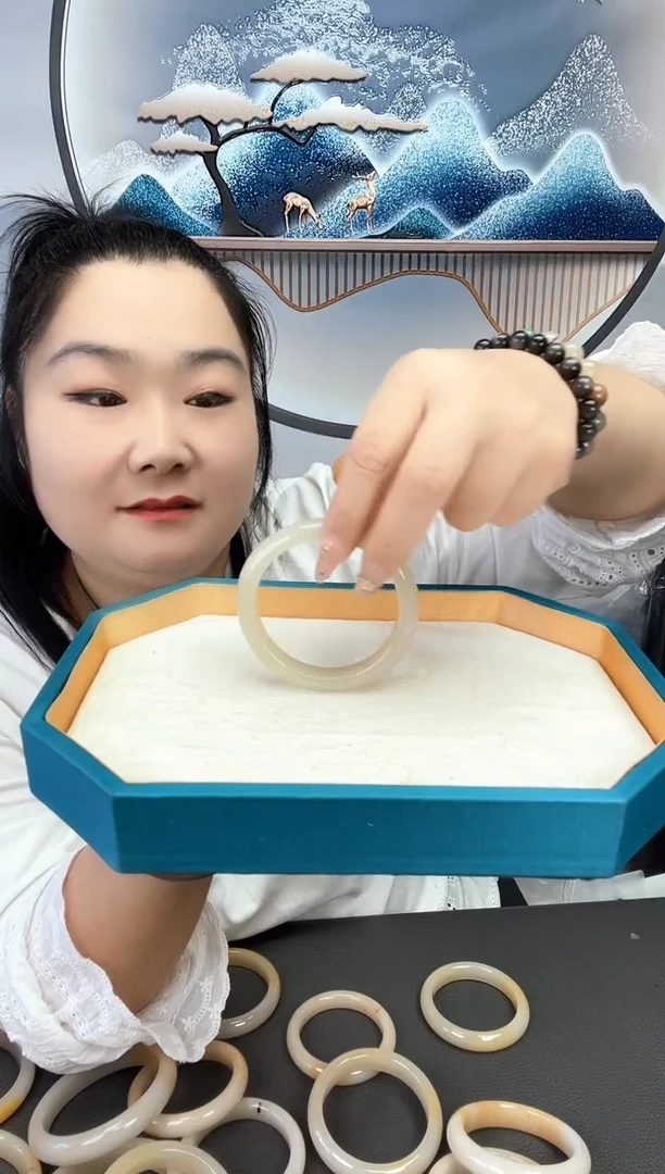 未镶嵌一口糖用户2918密玉（石英质玉）用****9用户2918