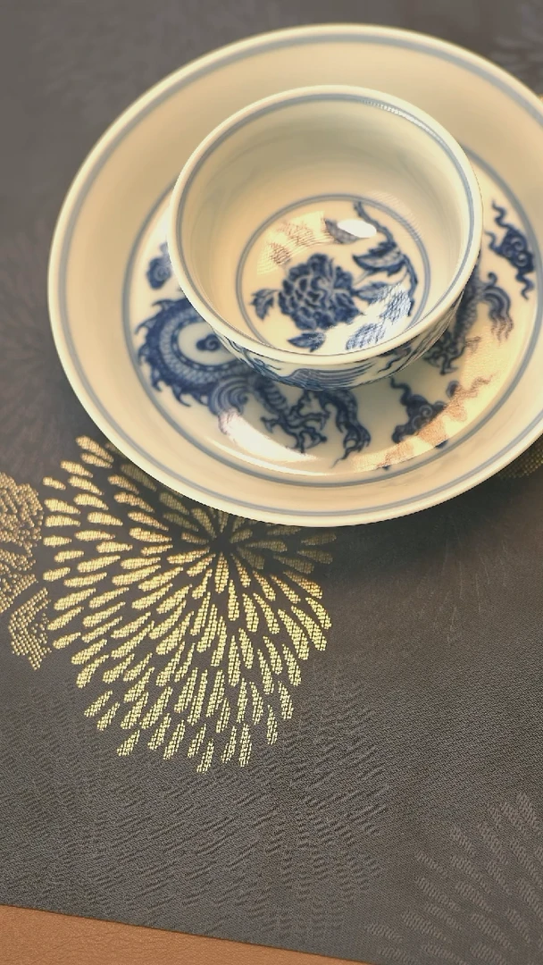f*m仿明青花龙纹壶承加龙凤炉式