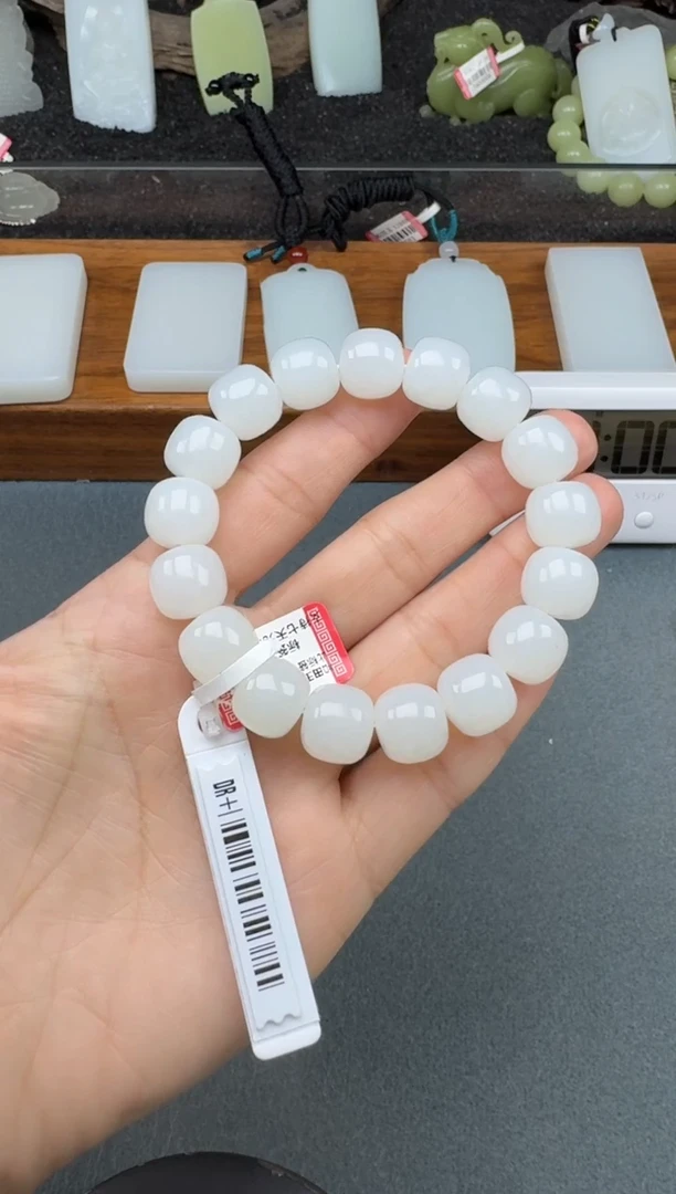 颈饰未镶嵌和田玉2