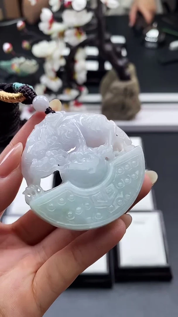 【闪购商品】翡翠颈饰未镶嵌天然缅甸A货翡翠