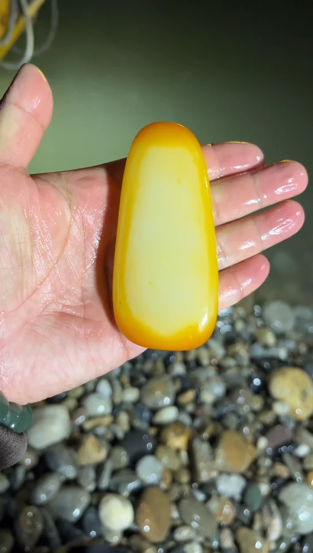 未镶嵌和田玉挂件把件