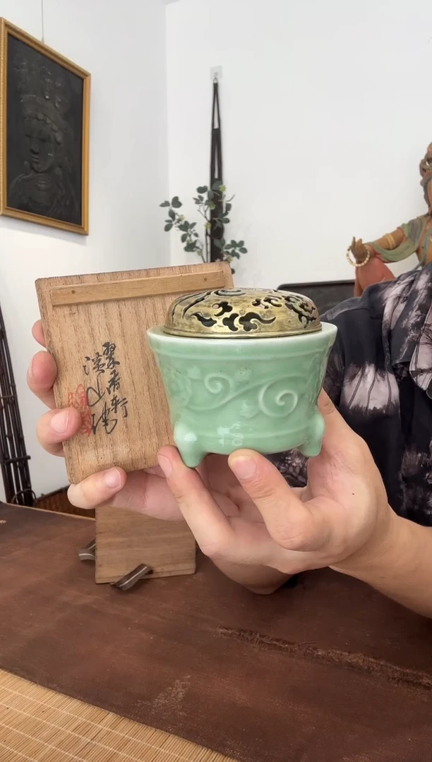 瓷片中古品个别存有岁月痕迹，谨慎下单哦~