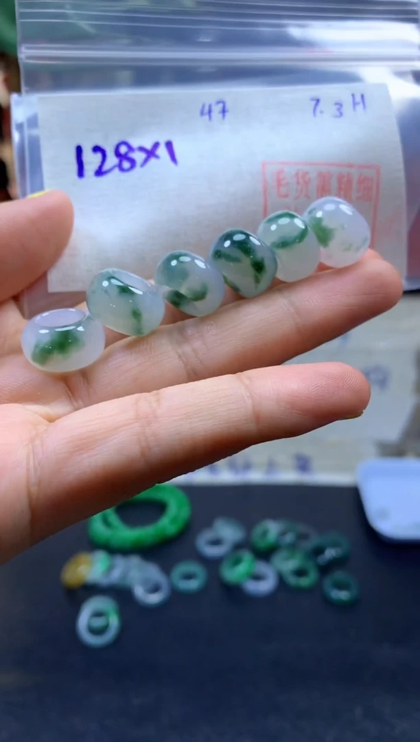 定制翡翠未镶嵌甜甜圈#128元多样性拍一发一毛货需抛