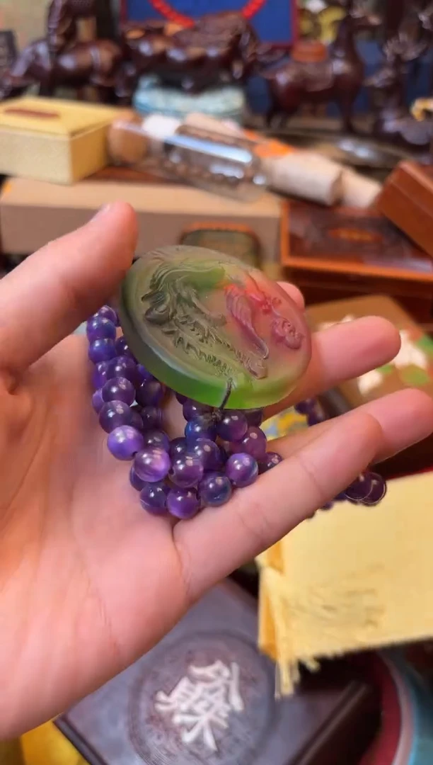未镶嵌琥珀裸石——————————————1