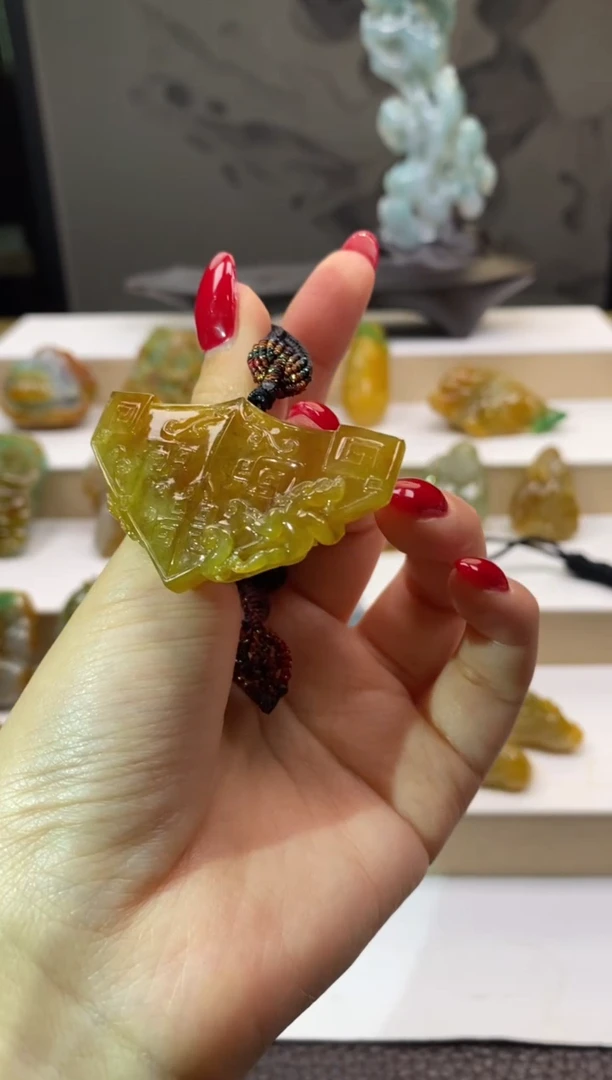 未镶嵌挂件翡翠仿古牌