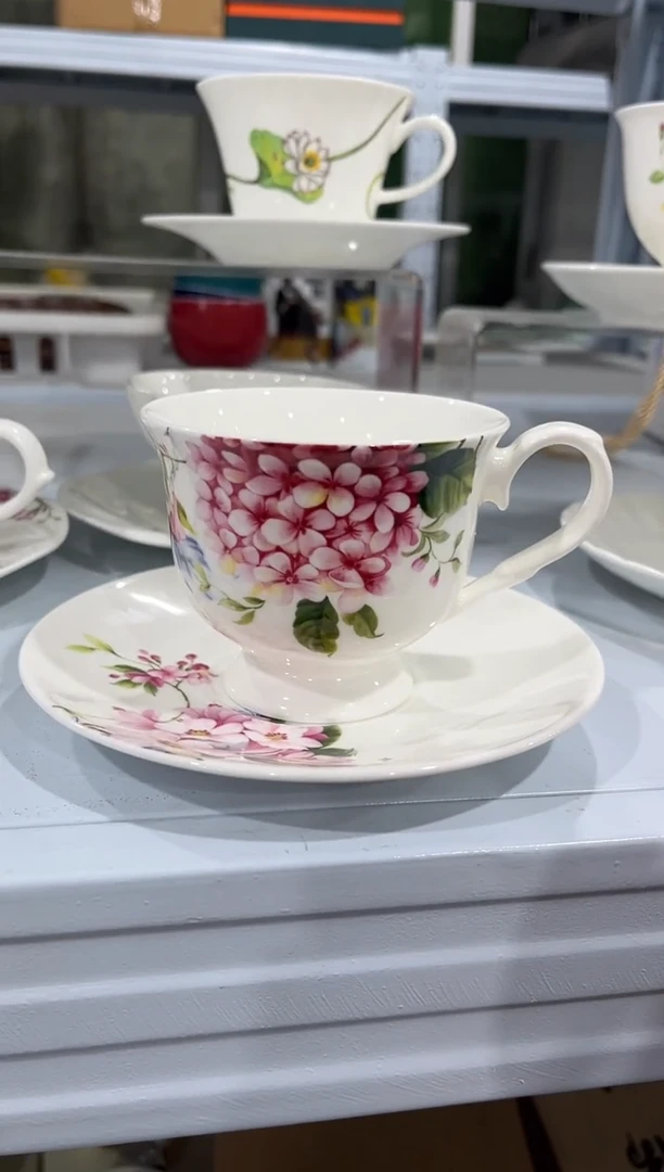 杯子骨瓷（简装）绣球花咖啡杯碟一套+小勺