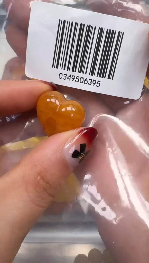 裸石琥珀未镶嵌如图微瑕